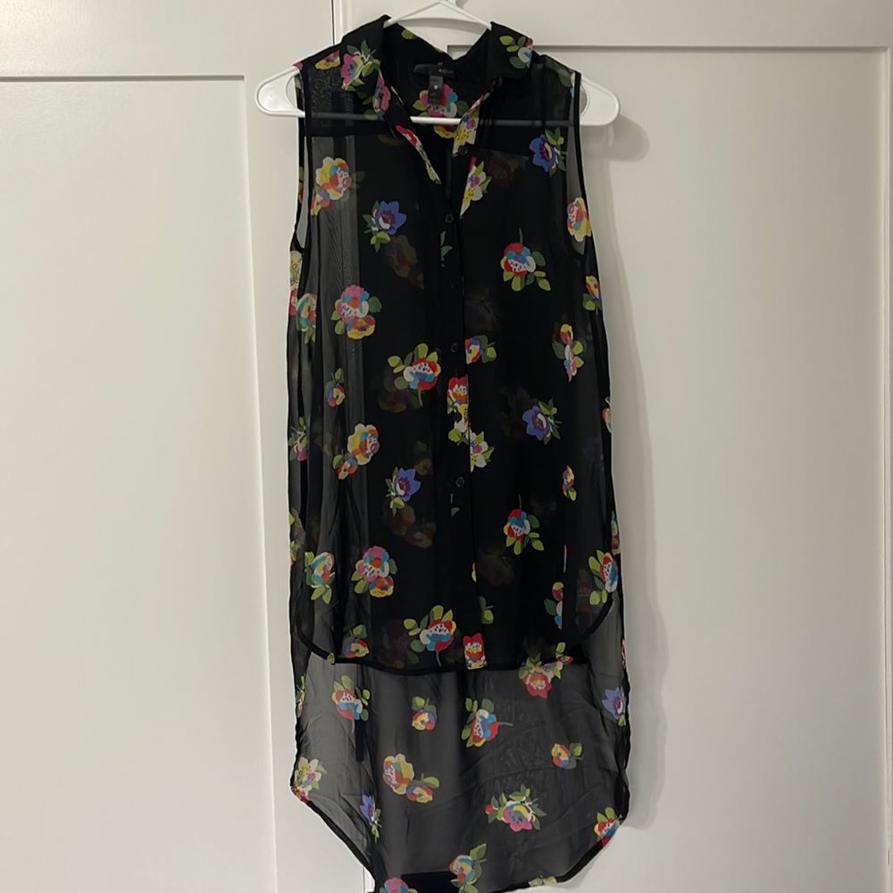 High low sleeveless  sheer floral blouse